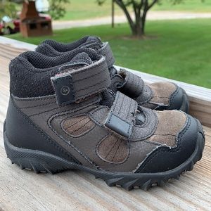 Stride rite toddler 10 boys boots